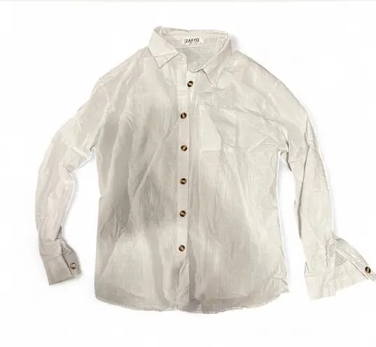 Crisp White and Brown Button Down Shirt with Traditional Collar Size L