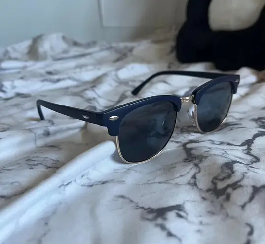 Sweet Claire Navy & Gold Clubmaster-Style Sunglasses — Old Money Classic