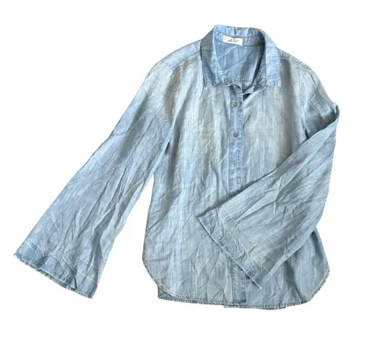 Bella Dahl Light Sky Blue Chambray Fringe Raw Hem Long Sleeve Button Front Shirt