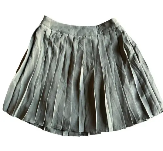 PaperMoon NWT- Olive Me Pleated Skirt- Size Medium
