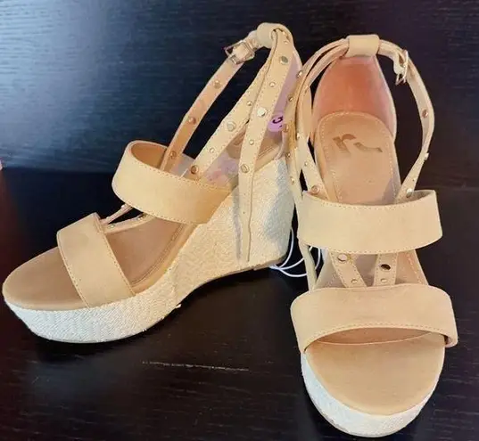 Report high heels wedge sandals slippers adjustable straps soft comfortable Tan Size 5.5