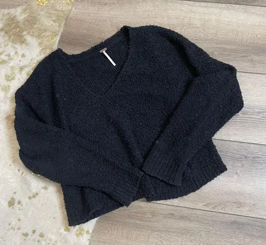 Free People Finders Keepers Popcorn Black V-neck Sweater