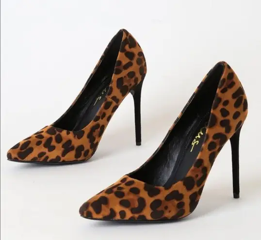 NWT Lulus Verra Leopard Suede Pumps Brown Size 5.5