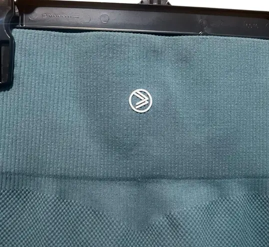 Savvi Ashtanga sage green textured leggings Size small