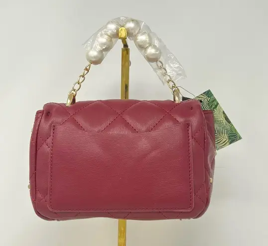 Badgley Mischka . NWT MSRP $129
Faux Pearl-Embellished Quilted Crossbody Bag