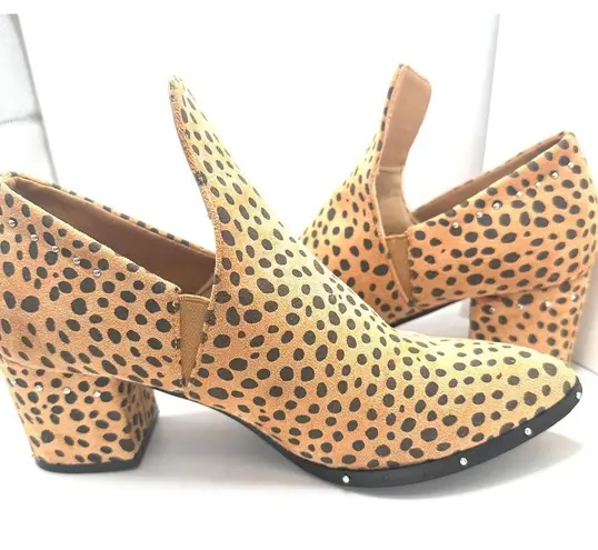 Journee Collection Jolimall cheetah print ankle Boots Size 7 Brown Black