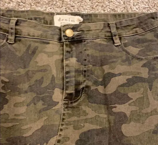 Camo Denim Skirt Green Size L