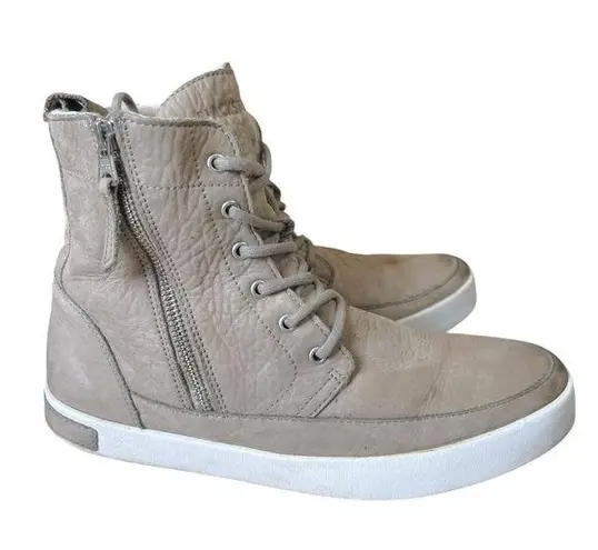 BLACKSTONE CW96 Sherpa Lined Boot in Wild Dove Tan Size 10