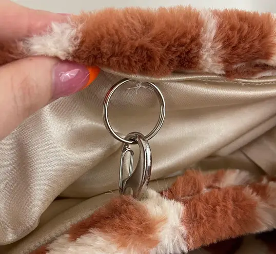 Y2K 90's Handmade Orange Creme Giraffe Print Plush Shoulder Bag Purse