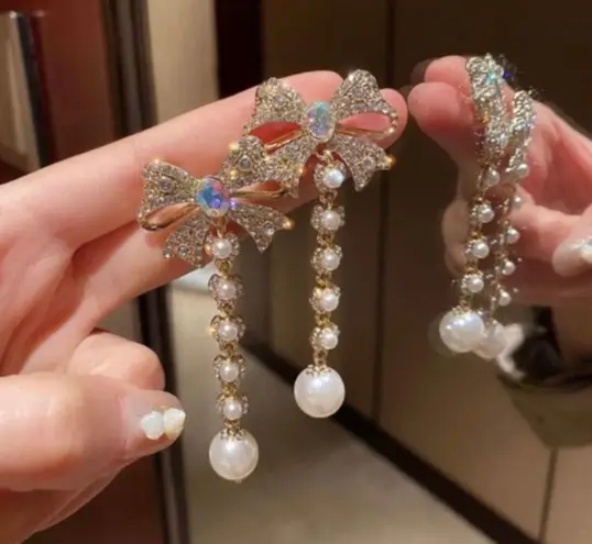 Women's Pearl Rhinestone Bow Tassel Dangle Drop Earrings Gold