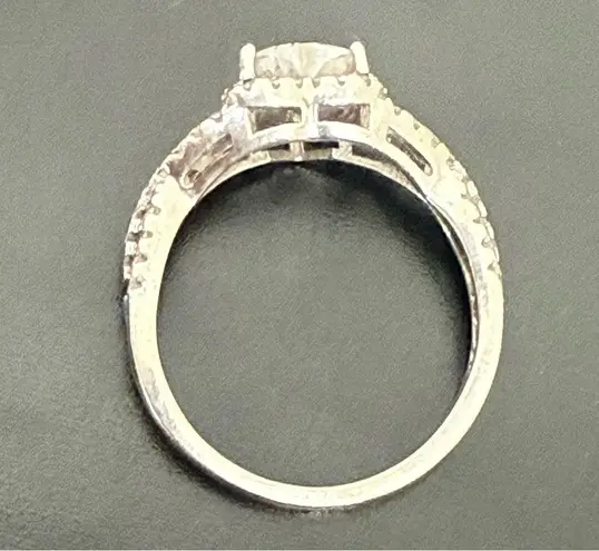 925 Sterling Silver Heart Cut CZ Stones Women’s Ring Size 7 MISSING STONES