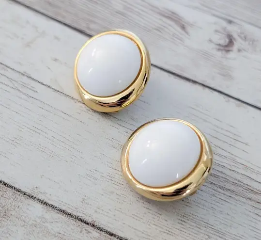 Vintage Clip On Earrings Large White with Gold Tone