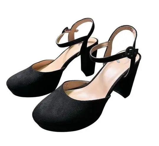 Journee Collection Womens Black Roslynn High Block Heel Sandals US 8 Pumps