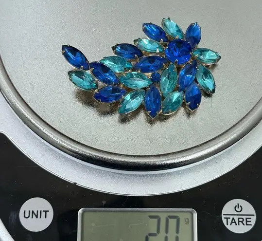 Vintage Unsigned Cobalt Blue & Teal Navette Marquis Rhinestone Leaf Brooch 20g.