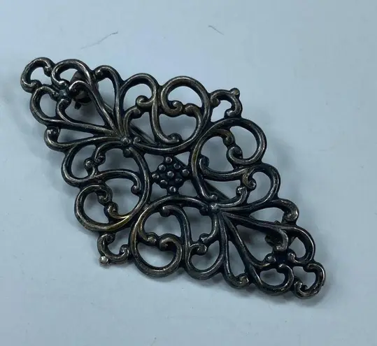 Dark Antique Silver Color Filagree Metal Jewelry Pin Brooch Diamond Shape