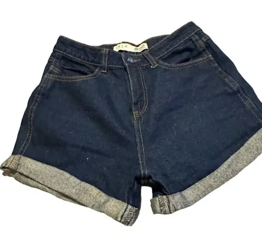 Denim & Co Women’s Denim Co Blue Short Shorts with Cuffs Size 6 Sku 2549