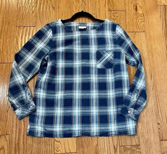 J.Jill  blue plaid pocket long sleeve top with button back