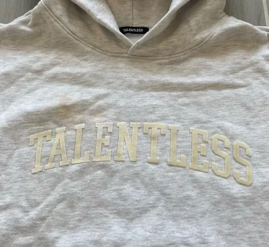 Talentless NEW  COLLEGIATE HEATHER GREY HOODIE SZ MEDIUM