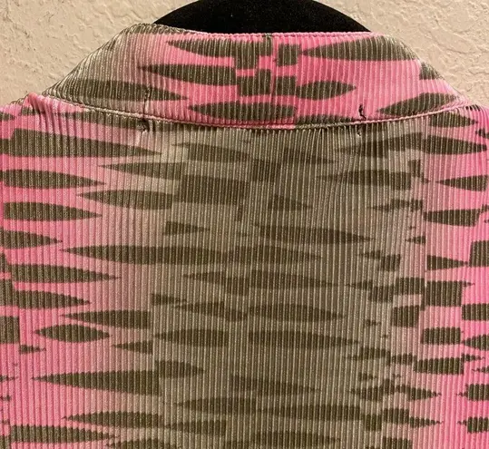 Jamie Sadock Pink & Grey Sleeveless Tiger Shark Print Golf Tank Size L Size L