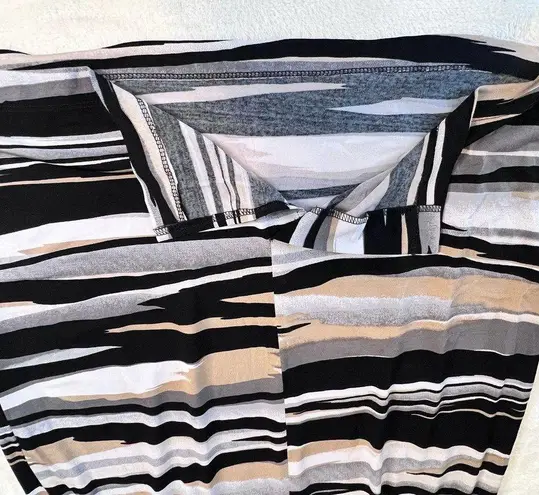 Connected Apparel Women's Size 6 Striped Sleeveless Sheath Dress