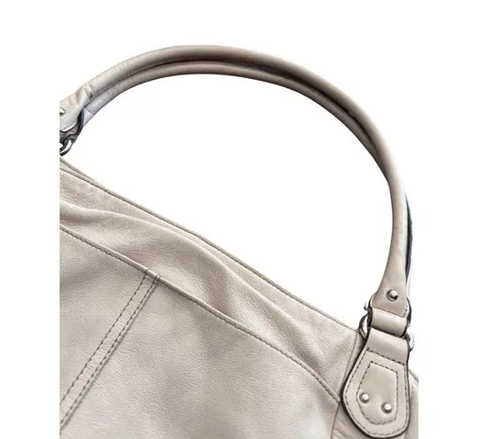 Tignanello Womens Leather Cream Tote Handbag SKU CS8032/J622364 Size L