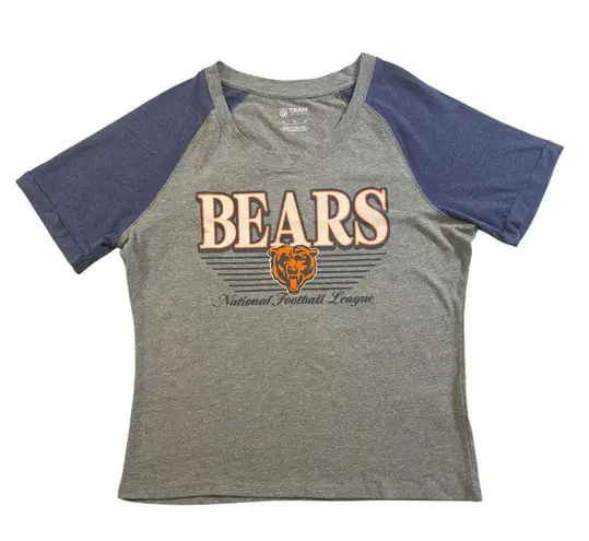 NFL Team Apparel NFL Chicago Bears Women's Raglan Short Sleeve Scoop Neck T-Shirt in Grey, 2XL