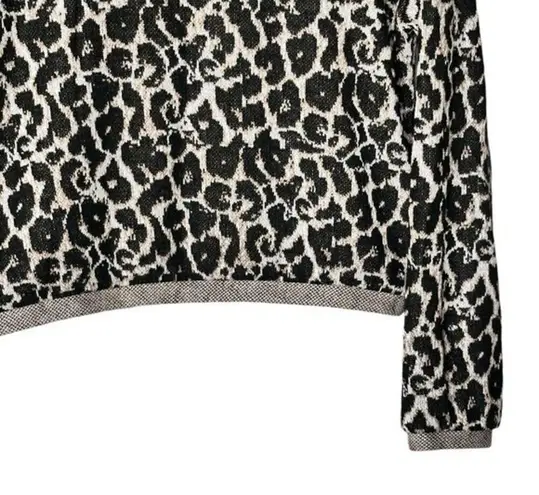 ZARA  Small Leopard Crew Neck Pullover‎ Sweater