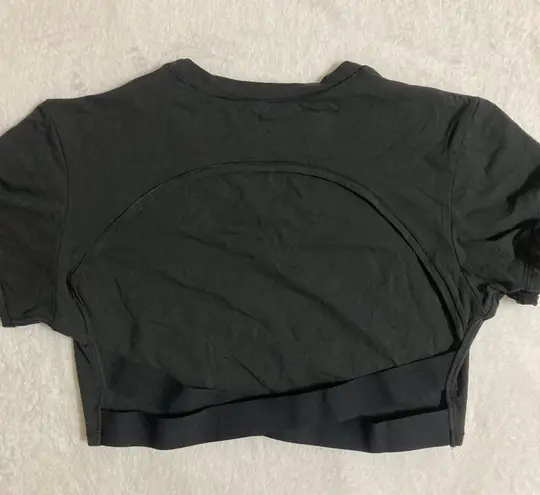 SKIMS Wrap Fits Everybody Cropped T-Shirt