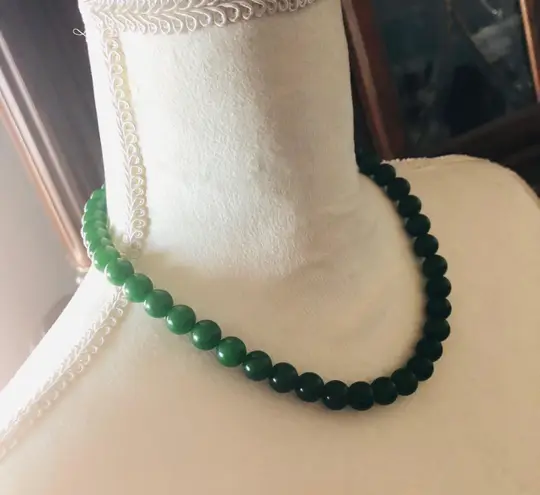 Genuine nephrite jade 10mm round bead necklace Green