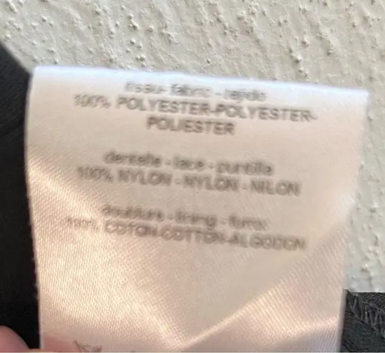 Dress Black Lace Neckline Sleeveless Short Dress Sz M (Sandro 2) EUC