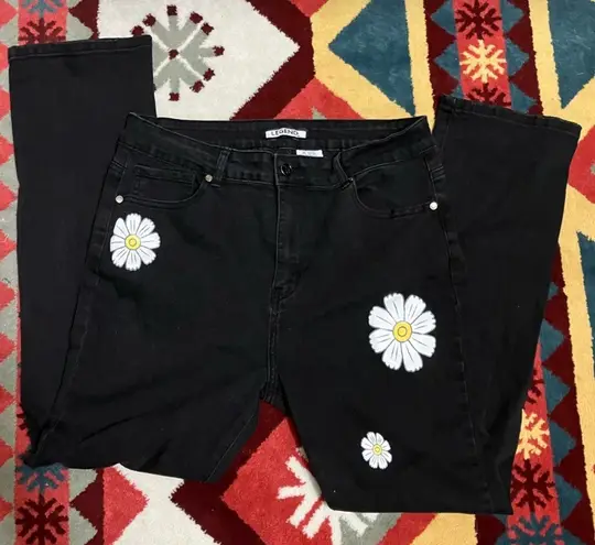 Legend Straight Leg Classic High Rise Denim Pants with Daisy Floral Design Multi Size 31