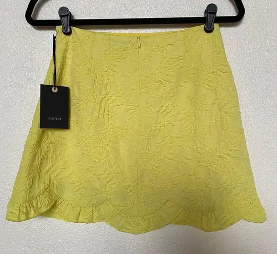 4SI3NNA Yellow Tanya Scallop Hem Skirt Size Small