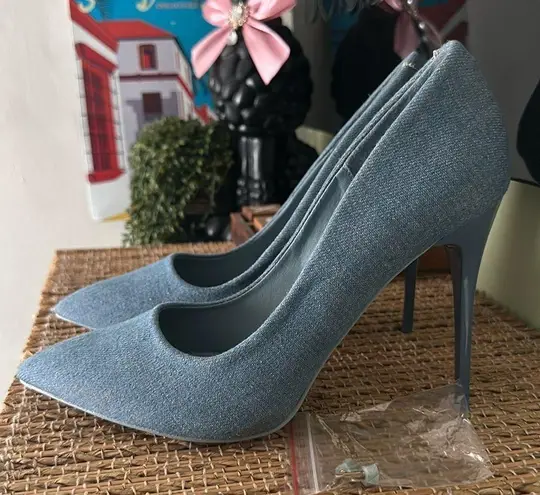 Bella Luna denim closed toe high heels size 10