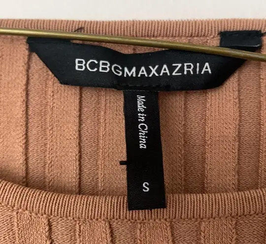 BCBGMAXAZRIA  “Jade” Ribbed 3/4 Sleeve Top