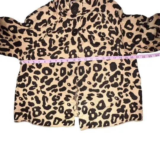 kim rogers  Leopard Print Two Button Neck Button Cardigan Sweater Petite Large