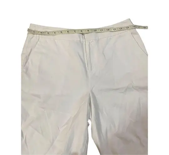 Ralph Lauren Lauren  Petite white womens chino high rise shorts 10” inseam size 1