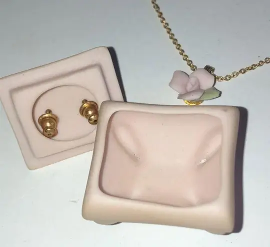Tiny Vintage Trinket Box Ceramic Pink Floral Necklace & Earring Set
