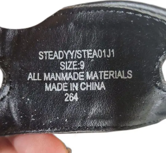 Madden Girl EUC  Women's Black Steadyy Platform Buckle Cork Heel Sandals Size 9