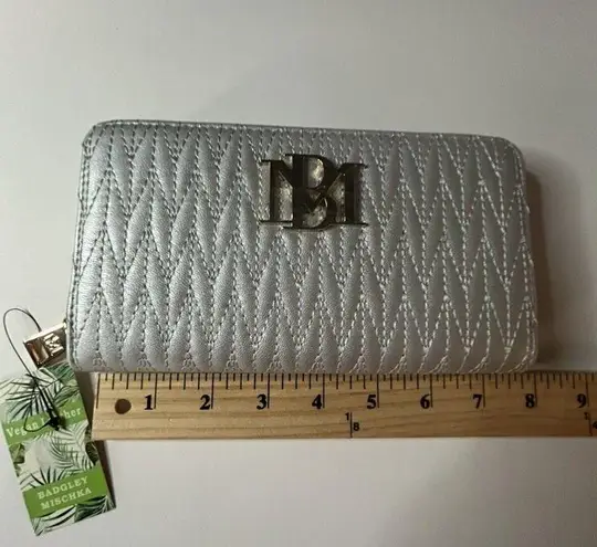 Badgley Mischka NWT Grey Blue Quilted Long Cardholder Wallet Vegan Leather