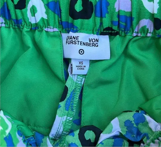 Diane Von Furstenberg NWT  X Target Floral Parachute Jogger Pants Size XS thumbnail 10