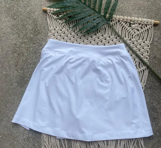 Outdoor Voices White Athletic Skirt/ Skort Size Small