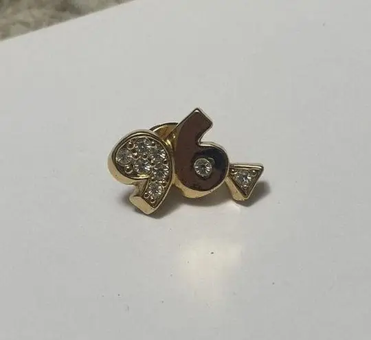 Avon Gold Tone Tack Lapel Pin Rhinestone