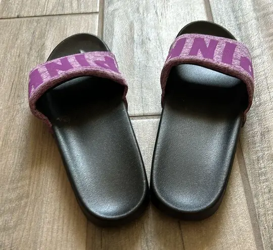 PINK - Victoria's Secret VS PINK slides