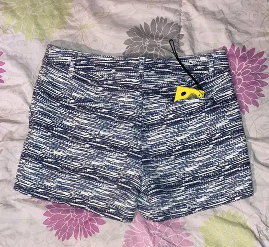 Katherine Barclay Metallic Embroidered Tweed Knit Shorts Size 6 Blue & White