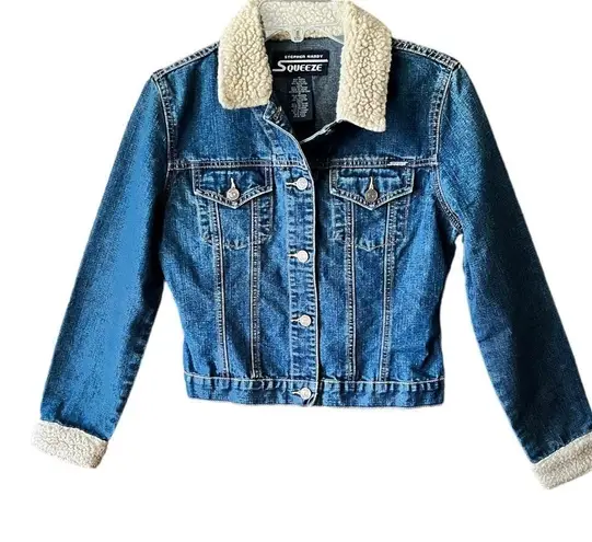 Vintage y2k Sherpa trimmed Cropped Denim Jacket. Blue Size M