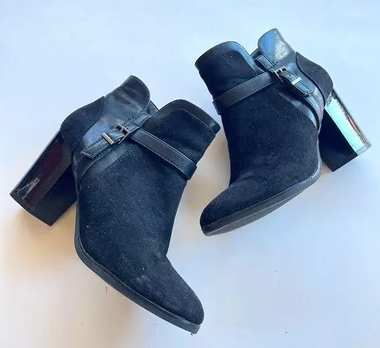 Kelly & Katie  DIVIA BOOTIE Shoes Black‎ Faux Suede Womens Size 7.5M Chunky Heels