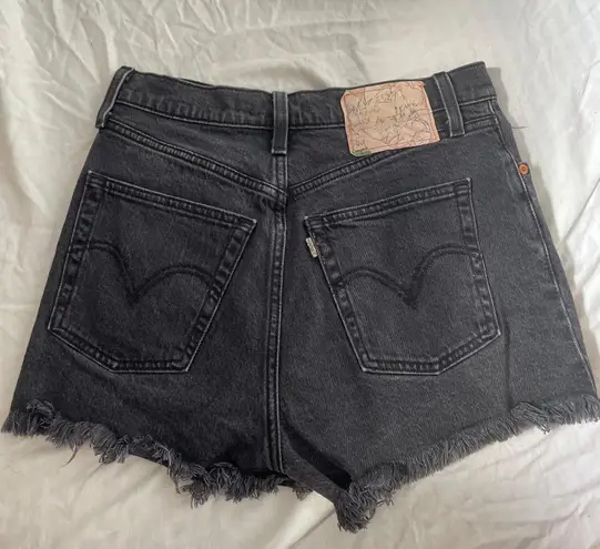 Levi's Ribcage Shorts