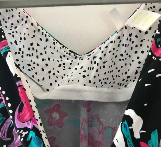 Anne cole  Tankini Top Multicolored Swimwear TOP ONLY Sz M EUC Floral Pink Black