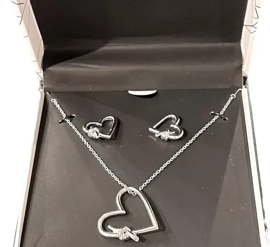 Alfani NEW  NECKLACE & EARRINGS Silver-Tone Knotted Heart Pendant Jewelry Boxed