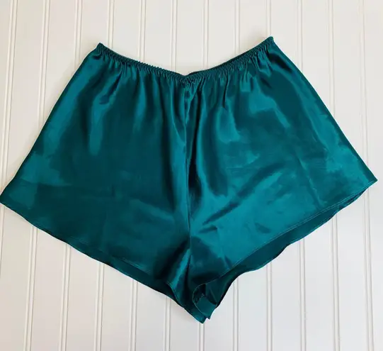 Green Satin 2 Pc Tap Pants Camisole Lingerie Pajamas Nighty Vintage Small